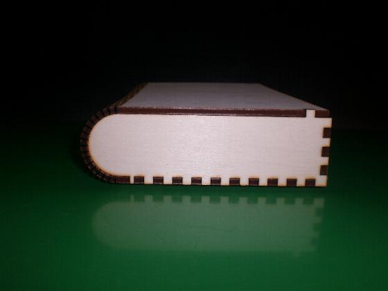 alt=&rdquo;Geschenkverpackung Holz - Buchbox